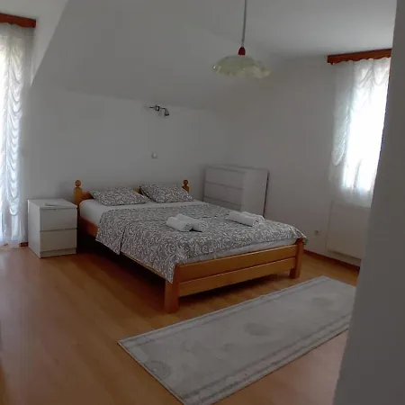 Apartament Family Ehli